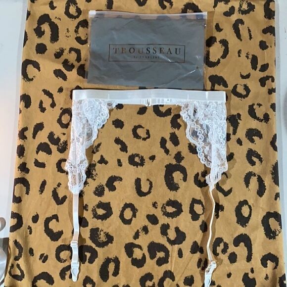 Bridal Line 3 piece   - Picture 4 of 5